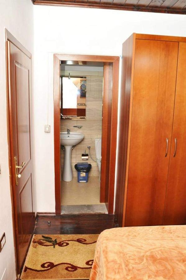 Ferienwohnung Hava Baci Berat Exterior foto