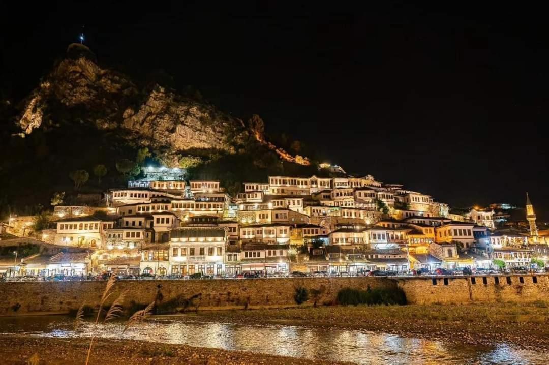 Ferienwohnung Hava Baci Berat Zimmer foto